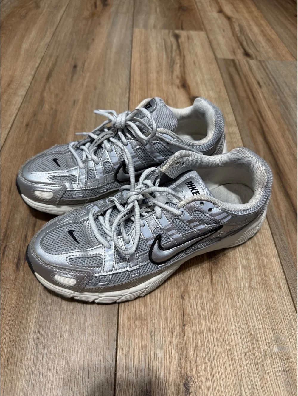 Nike P-6000 (GS) Metallic Silver Black HV5064-006 Size 6Y, 7.5 Women’s EUC
